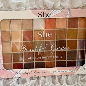 She Beautiful Garden 40-Color Eyeshadow Palette - Warm Neutral Shades